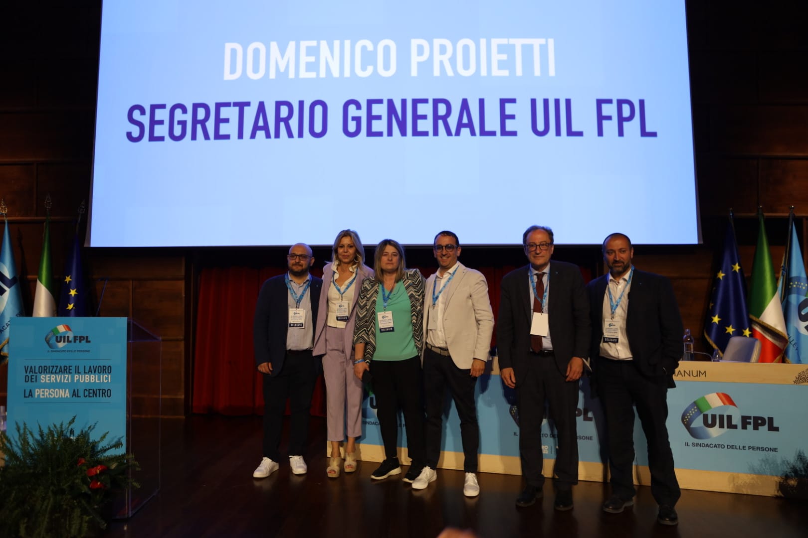 Eletta all’unanimità la nuova squadra della UIL FPL: Segretario Generale Domenico Proietti, Segretari Nazionali Rita Longobardi, Fulvia Murru, Pietro Bardoscia, Ciro Chietti e il Tesoriere Giulio Mancini.